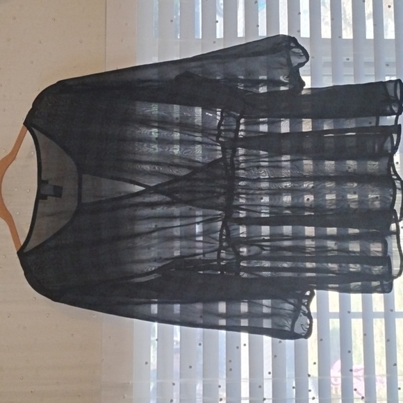 Torrid Women's Gingham Chiffon Surplice Peplum Blouse, Size: 1 - Picture 2 of 7